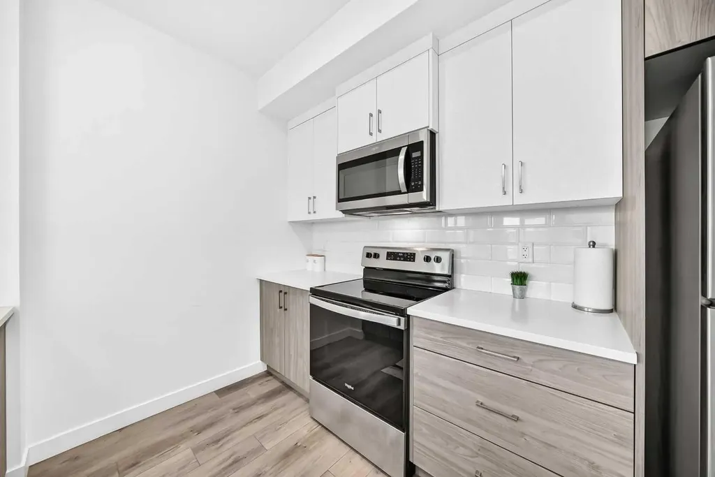 205 Spring Creek Common SW Calgary AB T3H 6H4