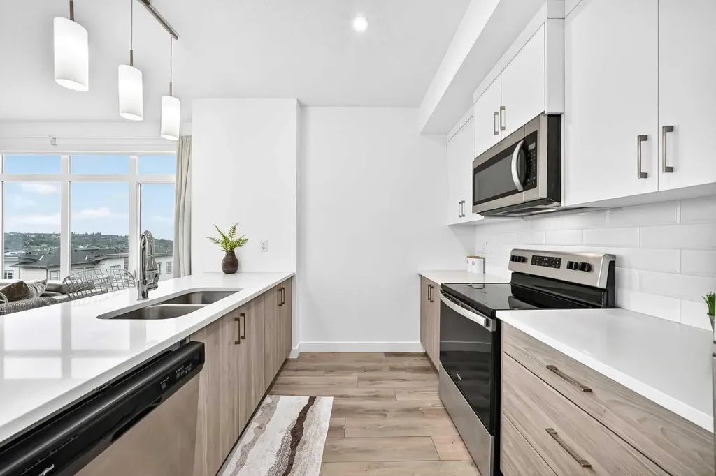 205 Spring Creek Common SW Calgary AB T3H 6H4