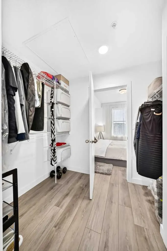205 Spring Creek Common SW Calgary AB T3H 6H4