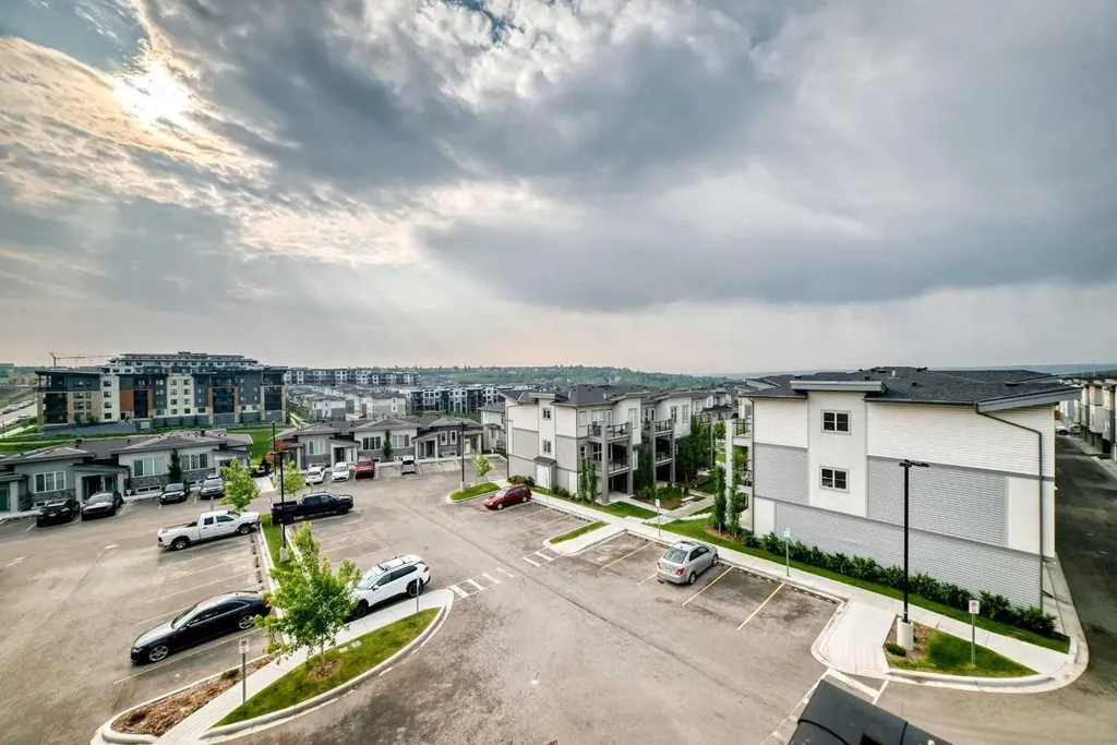 205 Spring Creek Common SW Calgary AB T3H 6H4