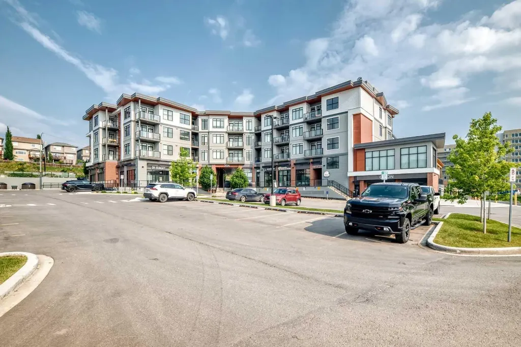 205 Spring Creek Common SW Calgary AB T3H 6H4