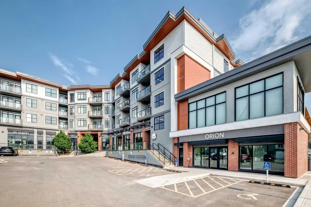 205 Spring Creek Common SW Calgary AB T3H 6H4