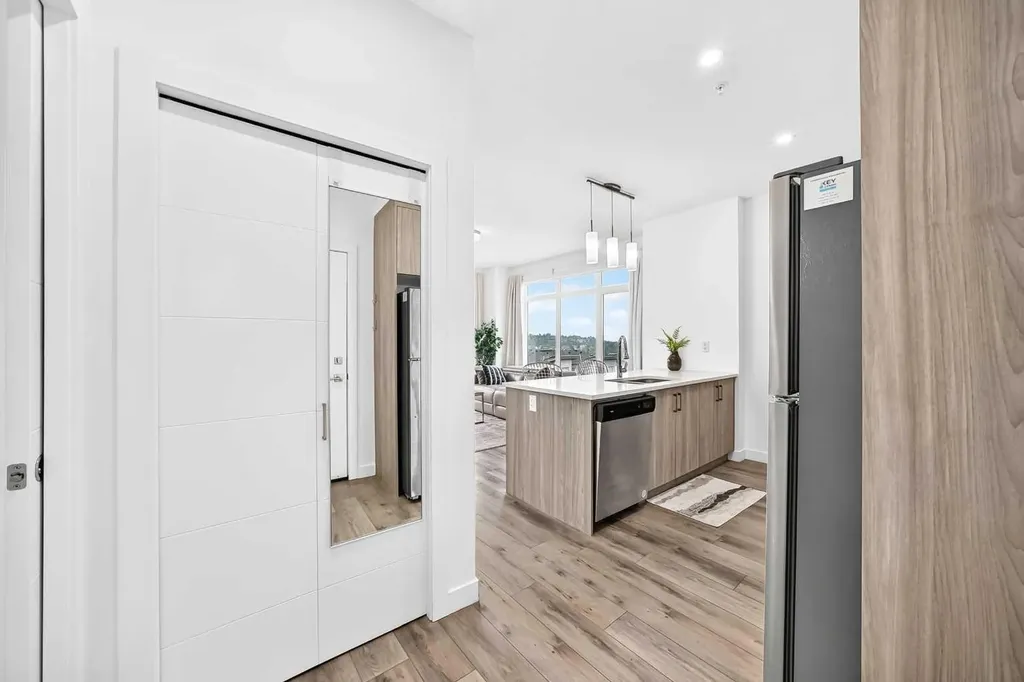 205 Spring Creek Common SW Calgary AB T3H 6H4