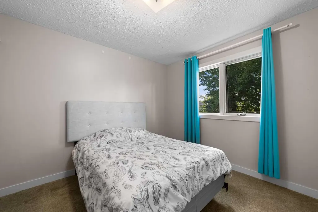 5407 48 Avenue Killam AB T0B 2L0