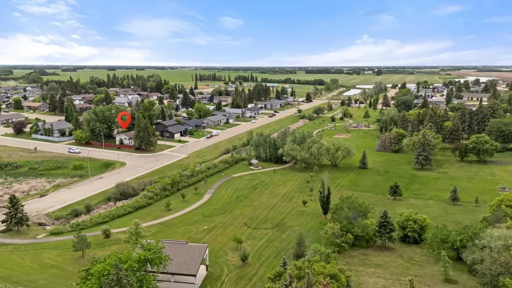 5407 48 Avenue Killam AB T0B 2L0