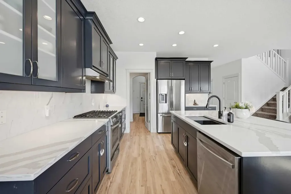 1153 Kingston Crescent SE Airdrie AB T4A0G1