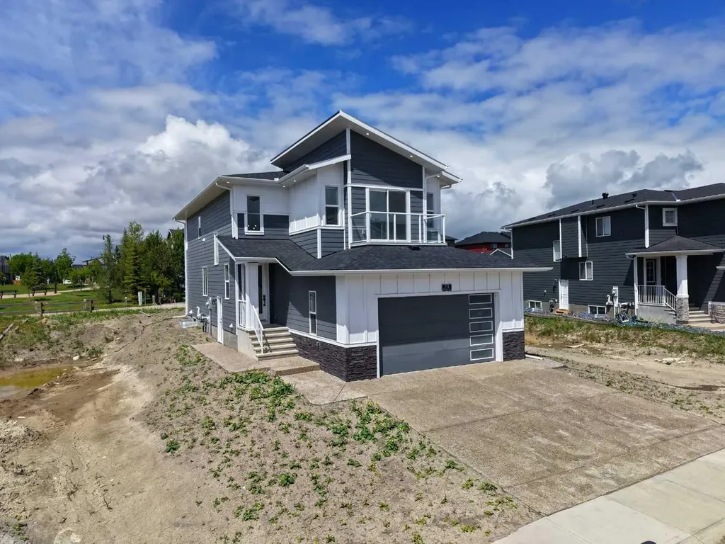 75 Sunvalley Way Cochrane AB T4C 0X8