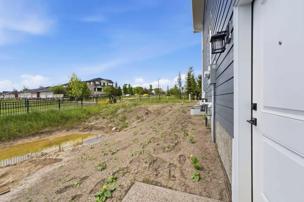 75 Sunvalley Way Cochrane AB T4C 0X8