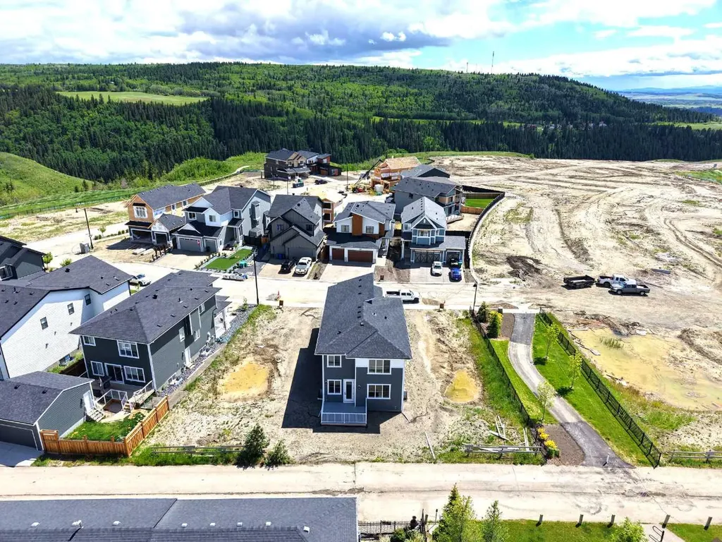 75 Sunvalley Way Cochrane AB T4C 0X8