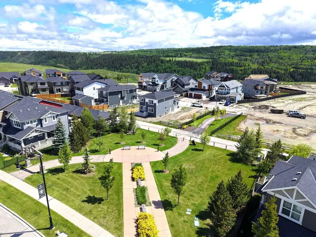 75 Sunvalley Way Cochrane AB T4C 0X8