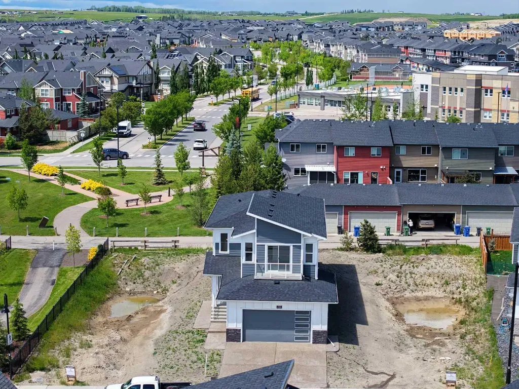 75 Sunvalley Way Cochrane AB T4C 0X8