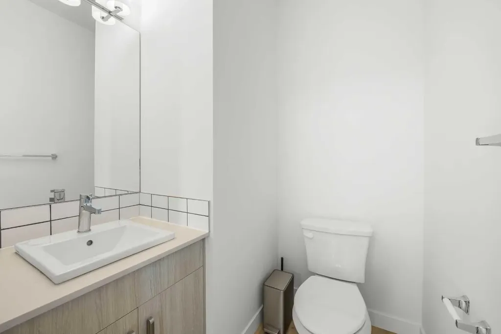 85 Sage Hill Heights NW Calgary AB T3R 2E5