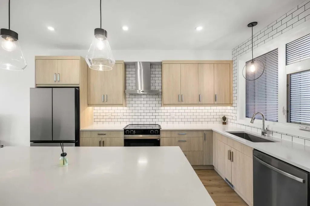 85 Sage Hill Heights NW Calgary AB T3R 2E5