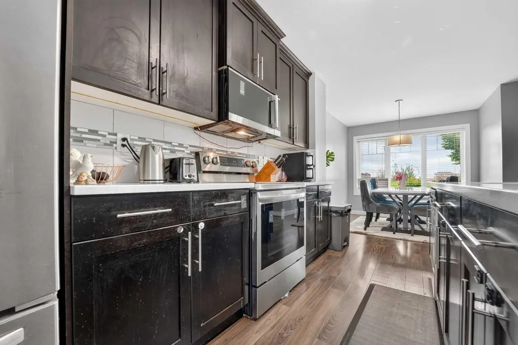 285 Coalbanks Boulevard W Lethbridge AB T1J 4V4
