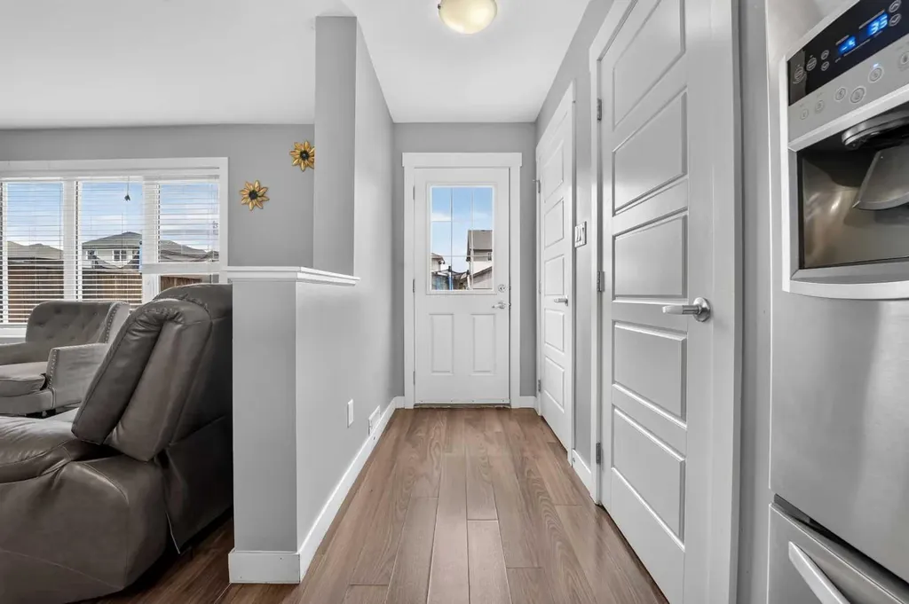 285 Coalbanks Boulevard W Lethbridge AB T1J 4V4