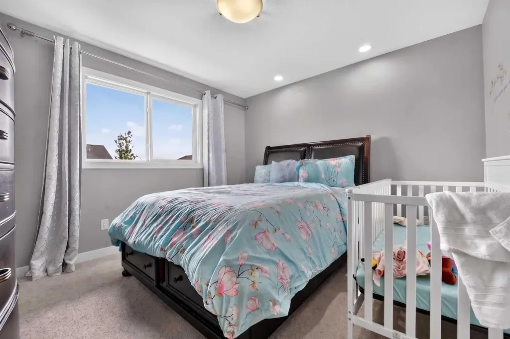 285 Coalbanks Boulevard W Lethbridge AB T1J 4V4