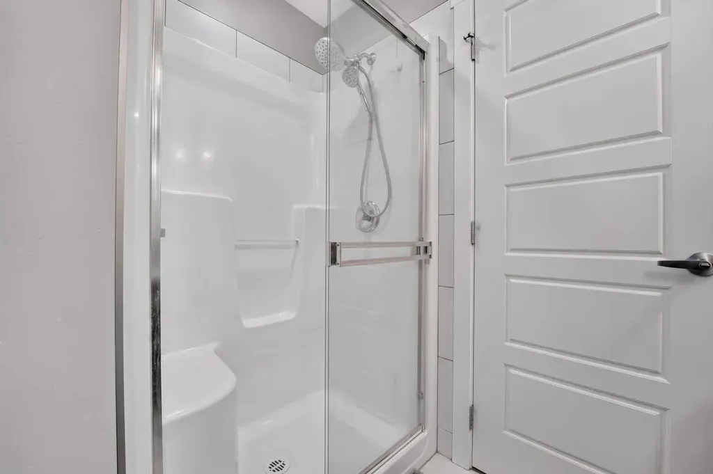 285 Coalbanks Boulevard W Lethbridge AB T1J 4V4