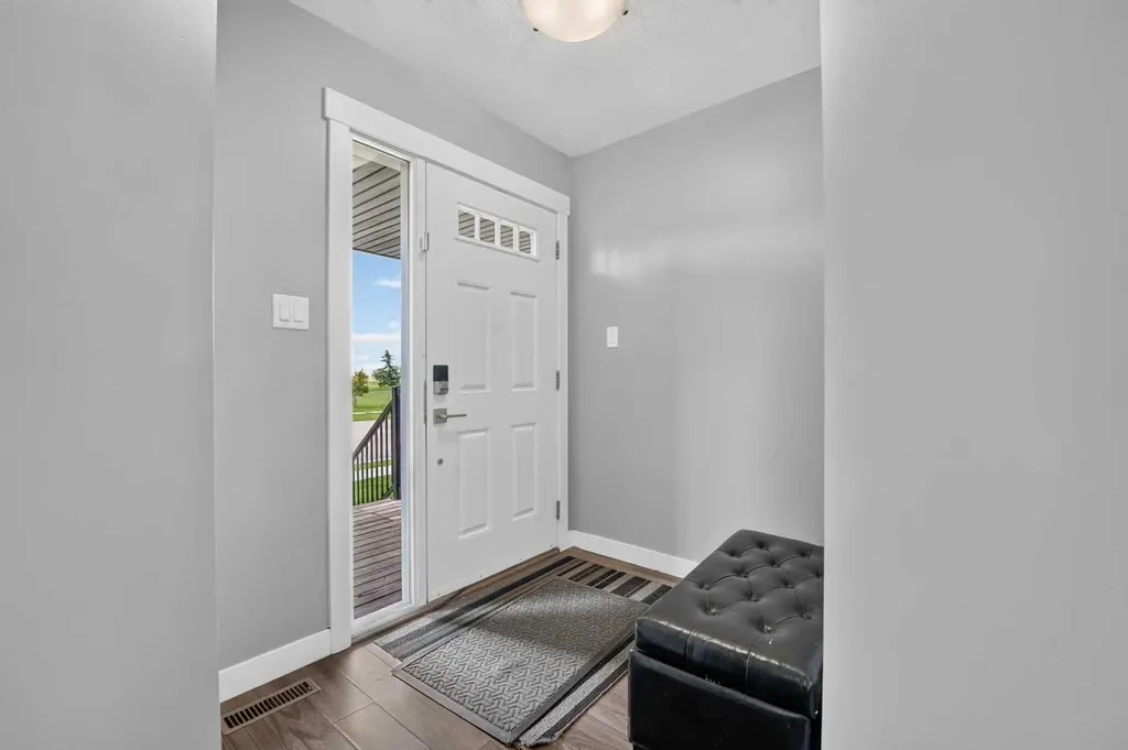 285 Coalbanks Boulevard W Lethbridge AB T1J 4V4