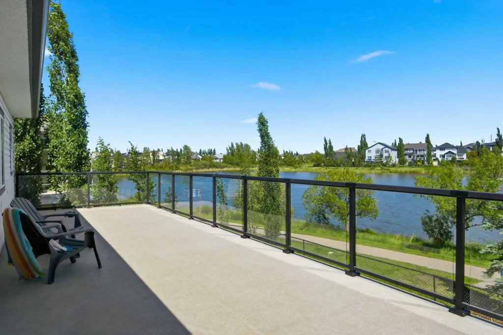 124 West Creek Glen Chestermere AB T1X 1P8