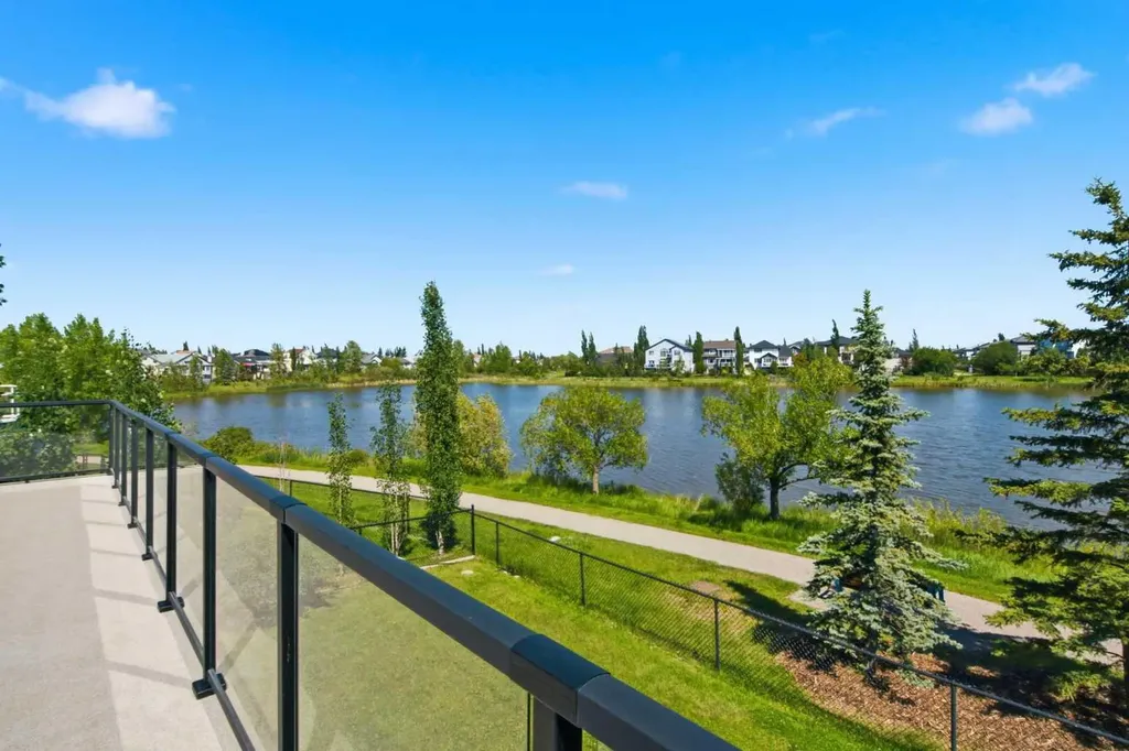 124 West Creek Glen Chestermere AB T1X 1P8