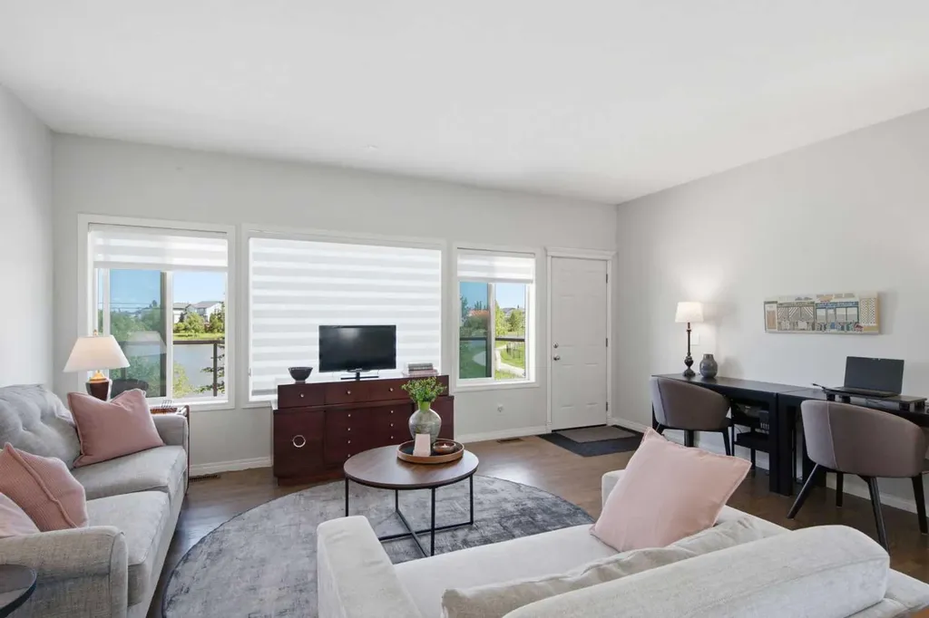 124 West Creek Glen Chestermere AB T1X 1P8