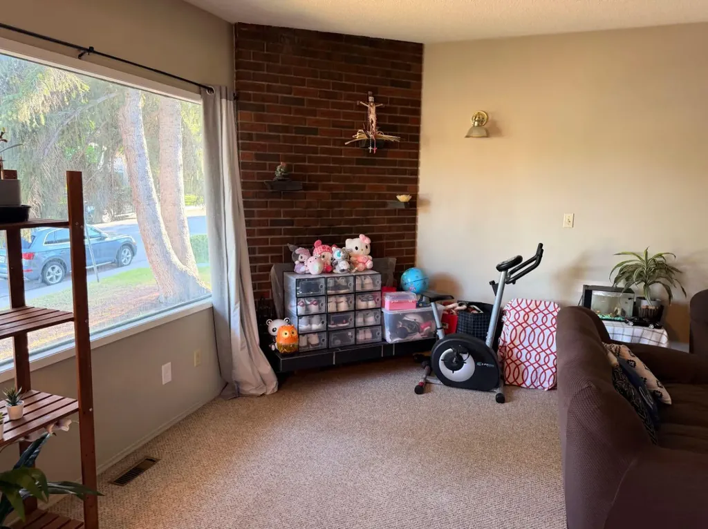 11129 & 11131 Sacramento Drive SW Calgary AB T2W 0J5