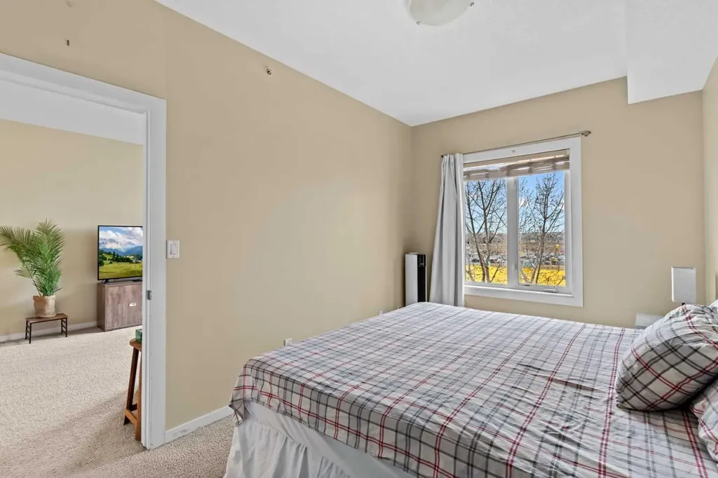 604 East Lake Boulevard NE Airdrie AB T4A 0G6