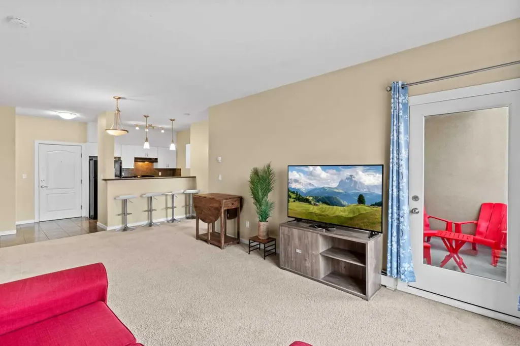 604 East Lake Boulevard NE Airdrie AB T4A 0G6