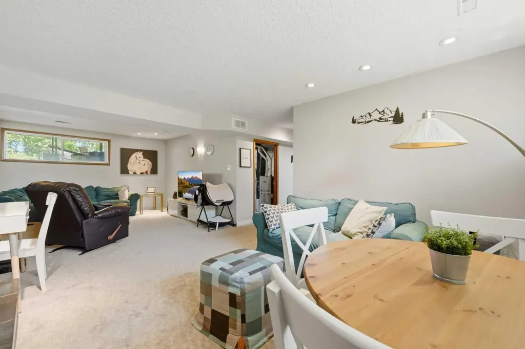283080 Township Road 254 Rural Rocky View County AB T1Z 0L9