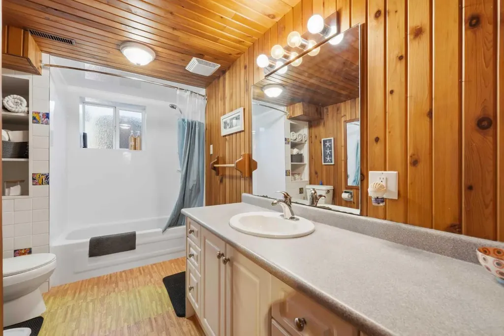 283080 Township Road 254 Rural Rocky View County AB T1Z 0L9