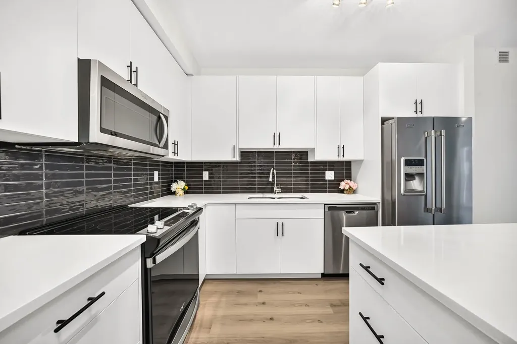 151 Legacy Main Street SE Calgary AB T2X4A4