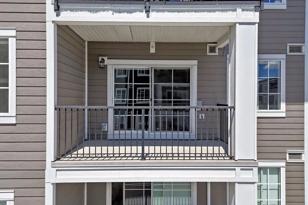 151 Legacy Main Street SE Calgary AB T2X4A4
