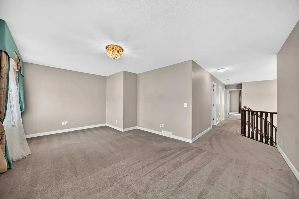 38 Everwoods Link SW Calgary AB T2Y 5G5