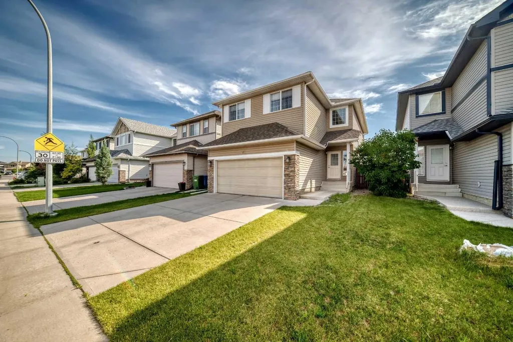 38 Everwoods Link SW Calgary AB T2Y 5G5