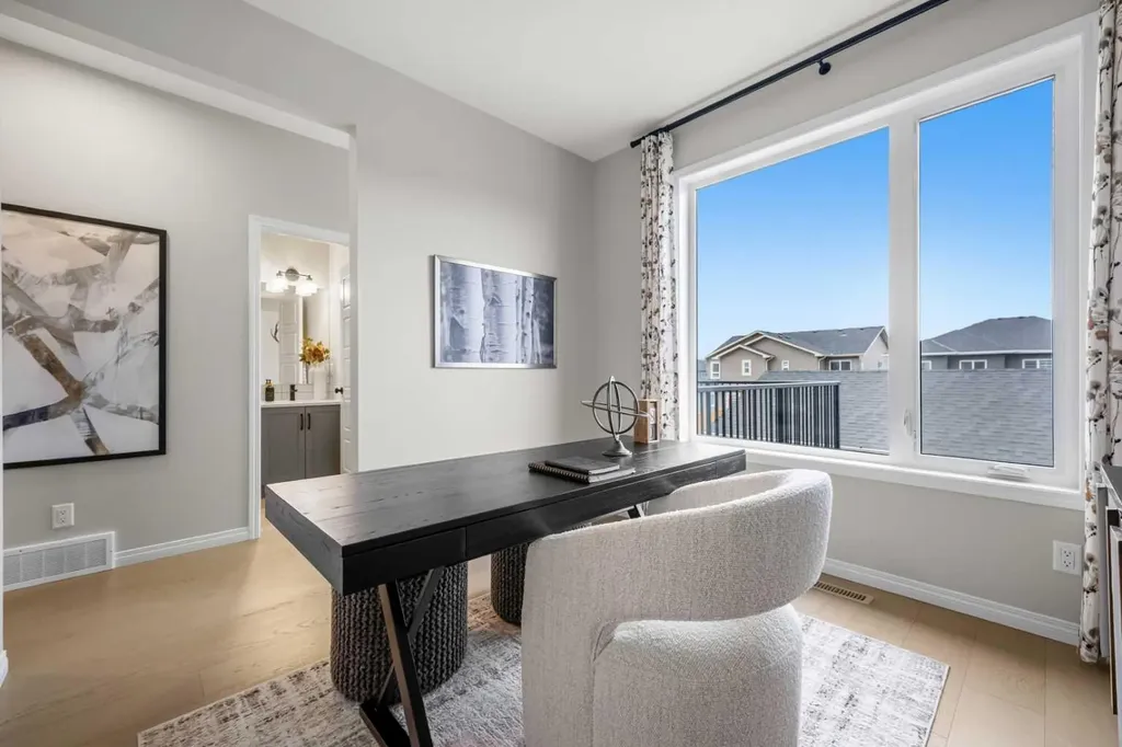 174 Mitchell Road NW Calgary AB T3R 2G6