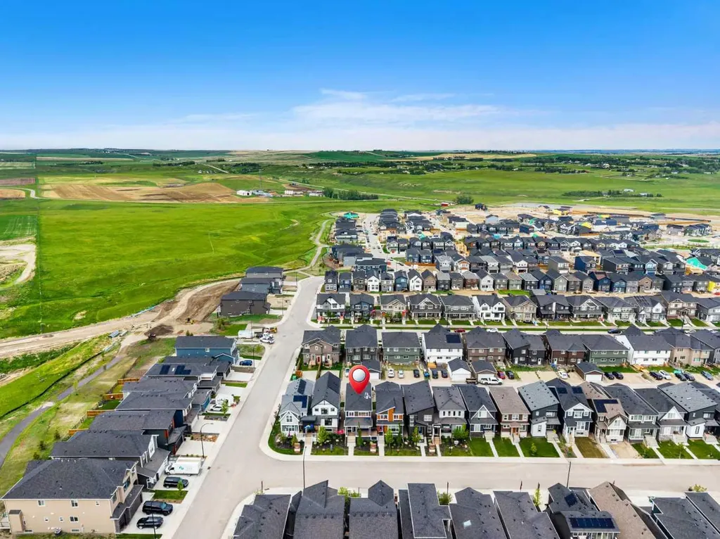 174 Mitchell Road NW Calgary AB T3R 2G6