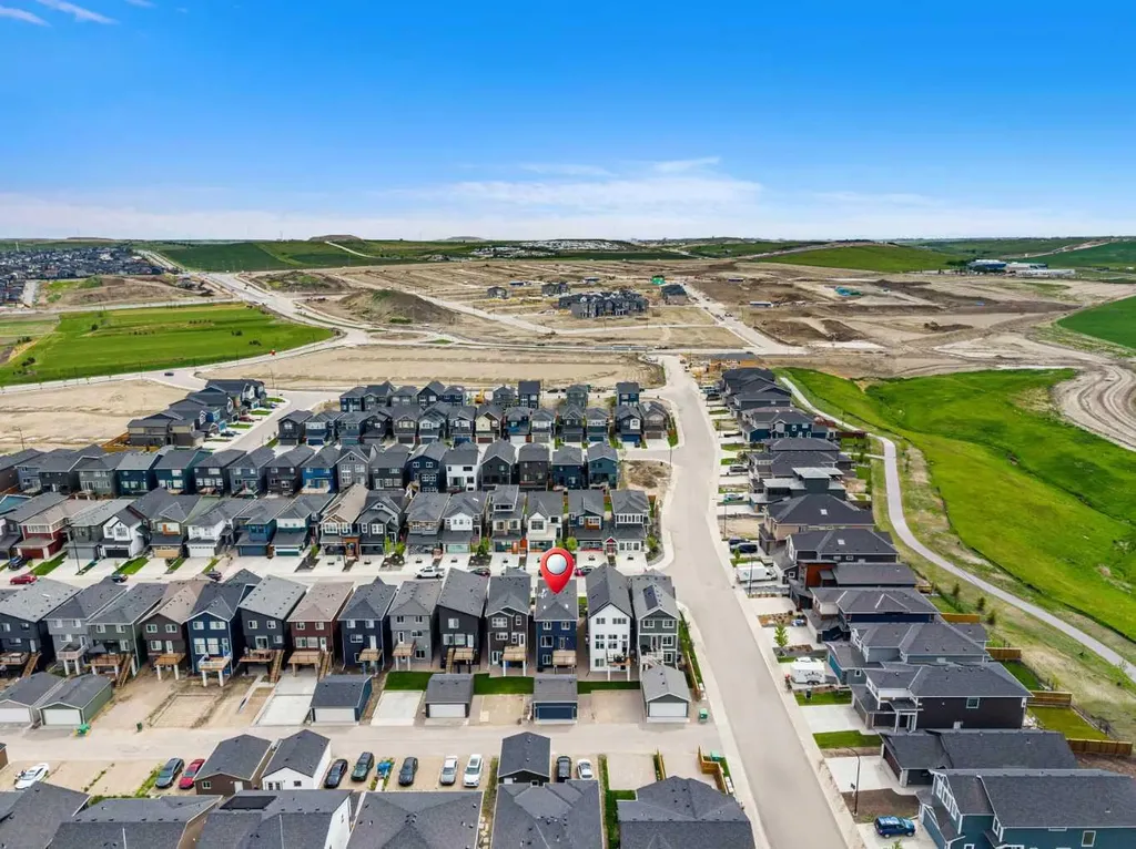 174 Mitchell Road NW Calgary AB T3R 2G6