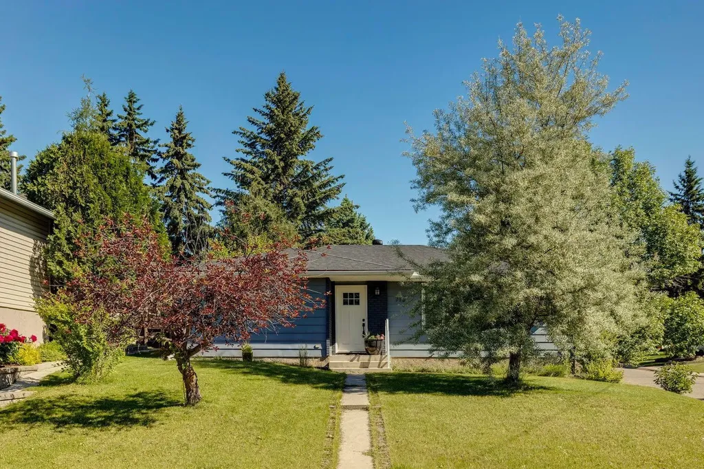 716 Cantree Road SW Calgary AB T2W2L5