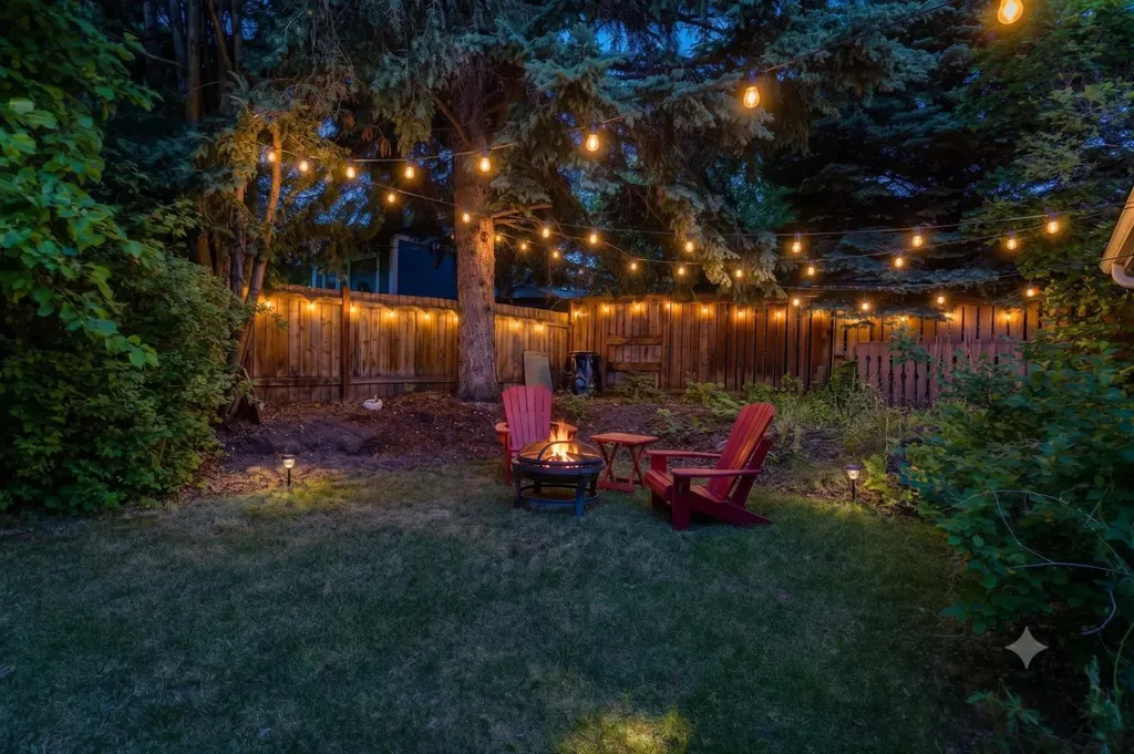 716 Cantree Road SW Calgary AB T2W2L5