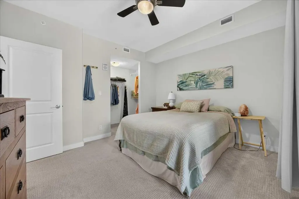 16 Varsity Estates Circle NW Calgary AB T3A 2C5