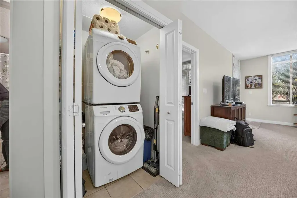 16 Varsity Estates Circle NW Calgary AB T3A 2C5