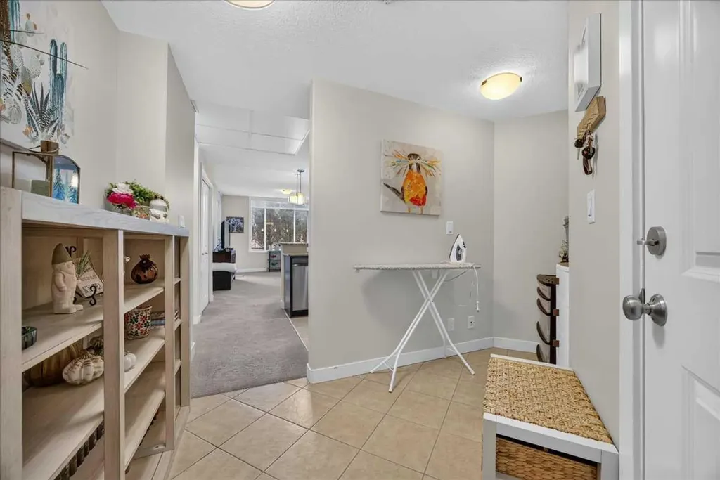 16 Varsity Estates Circle NW Calgary AB T3A 2C5