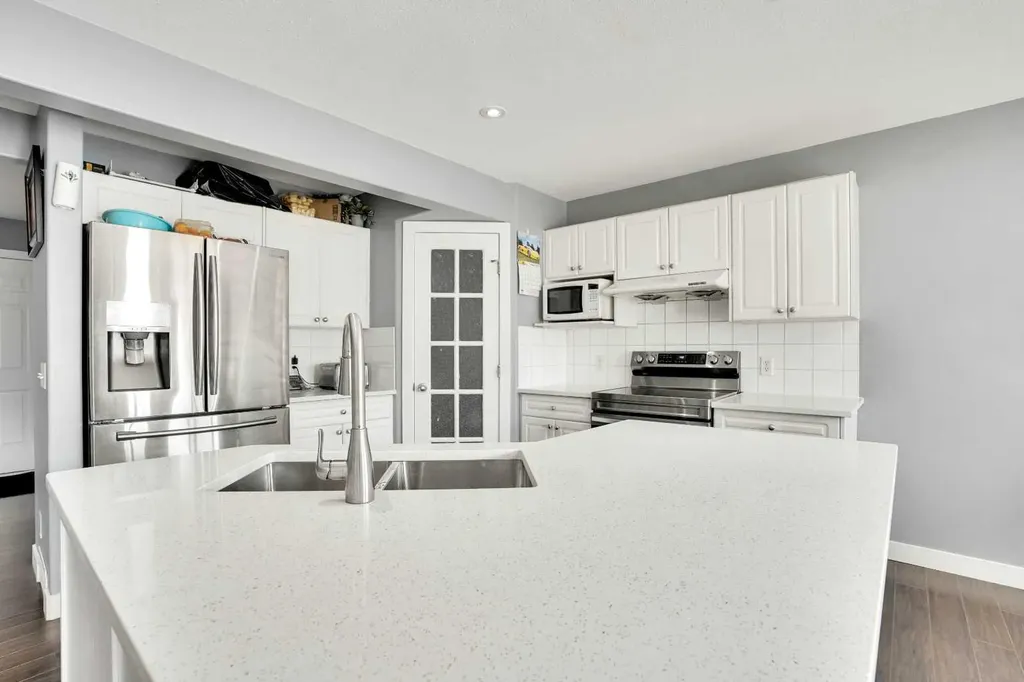 151 Saddlehorn Close NE Calgary AB T3J 5C6