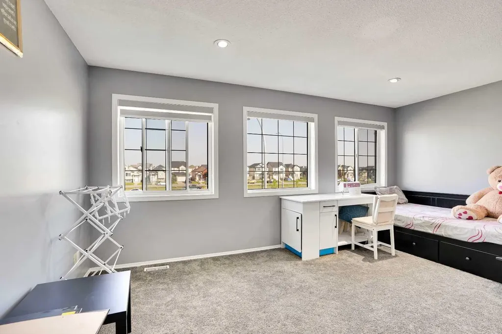 151 Saddlehorn Close NE Calgary AB T3J 5C6