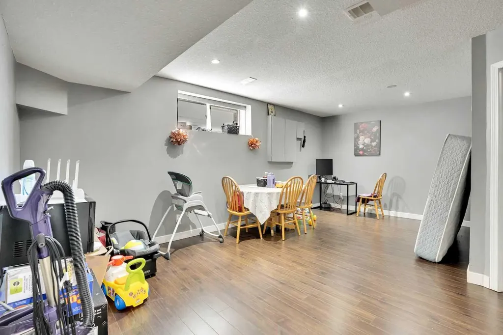 151 Saddlehorn Close NE Calgary AB T3J 5C6