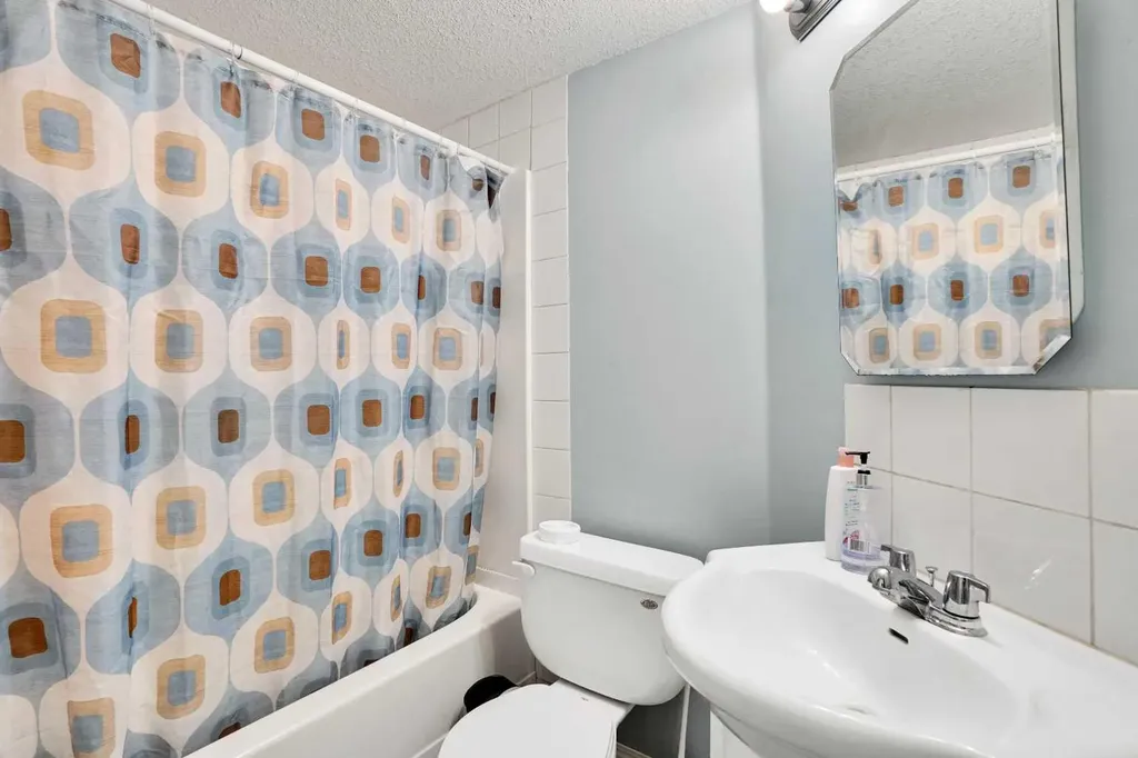 151 Saddlehorn Close NE Calgary AB T3J 5C6