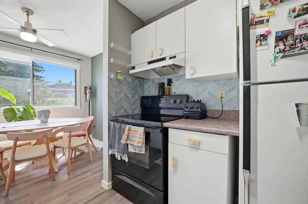 6416 4a Street NE Calgary AB T2K 5M9