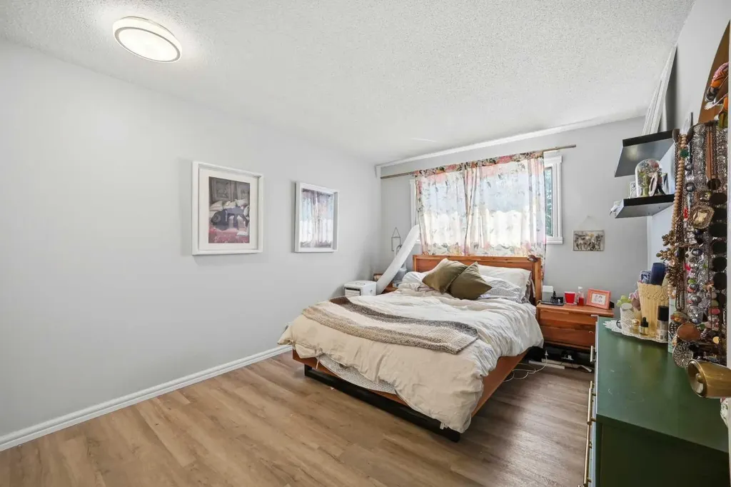 6416 4a Street NE Calgary AB T2K 5M9