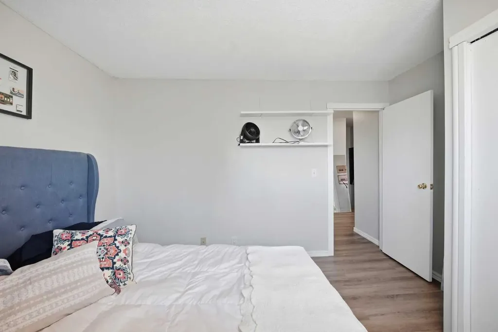 6416 4a Street NE Calgary AB T2K 5M9
