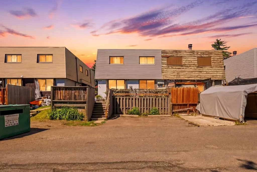 6416 4a Street NE Calgary AB T2K 5M9